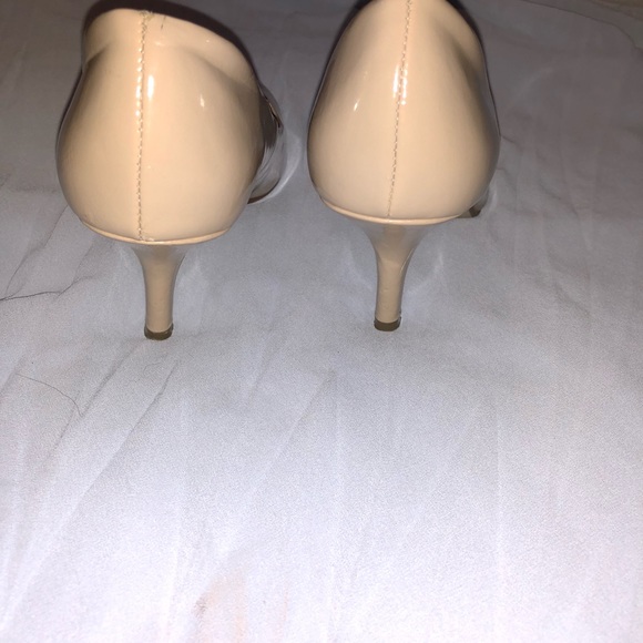 Heels - Picture 7 of 8